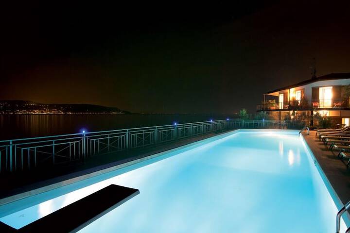 Pools & Facilities