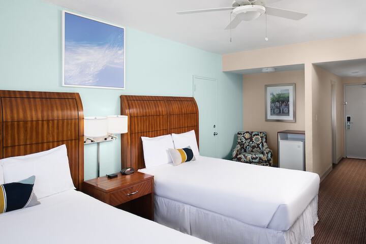 Double Accessible King Size Bed (9 of 18)