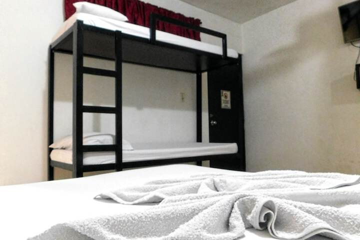 Room 4 of 59