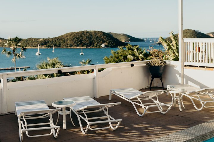 Sundeck 47 of 59