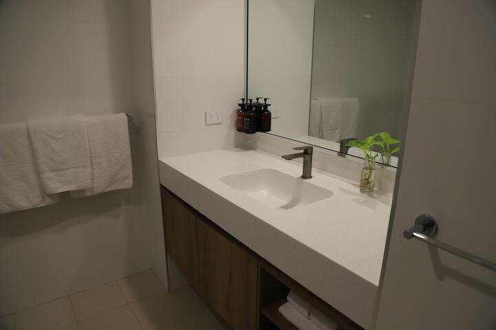Room 25 of 41
