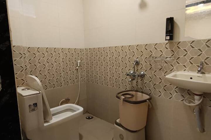 Room 23 of 26