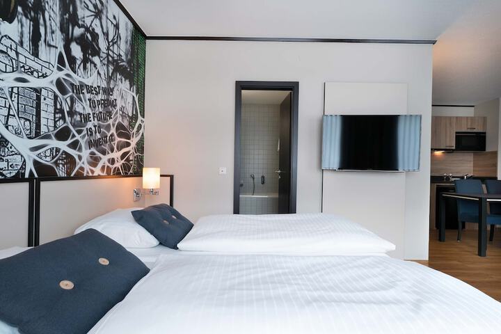 Room 17 of 109