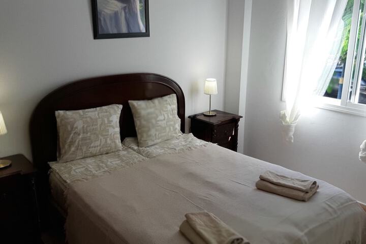 Room 2 of 30