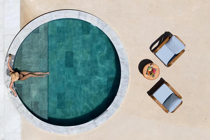 Pool 201 of 265