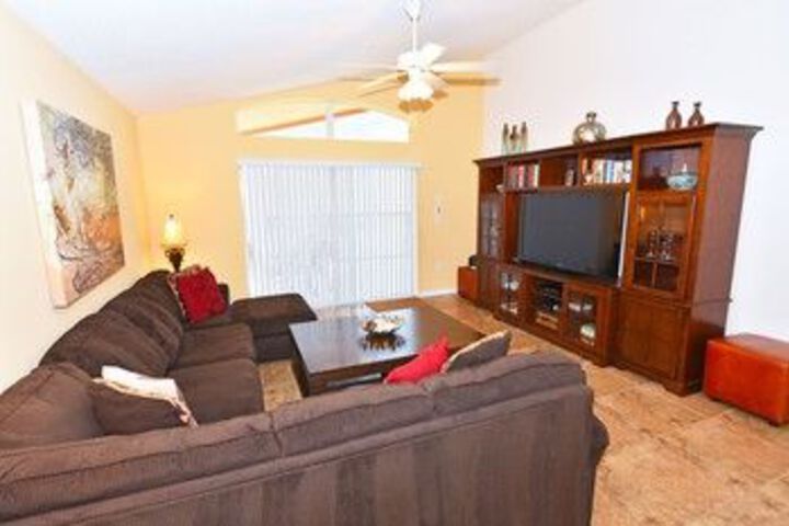Room 18 of 25