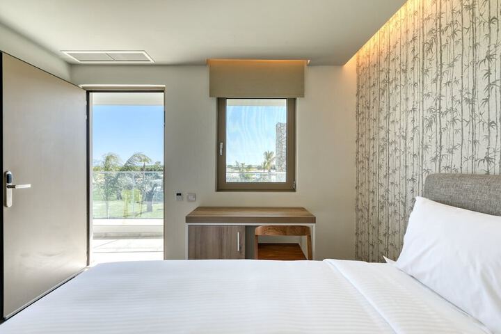 Room 16 of 67