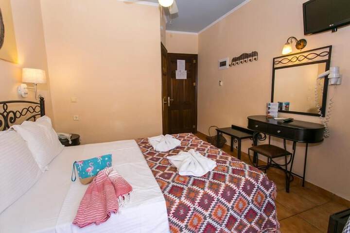 Room 19 of 39