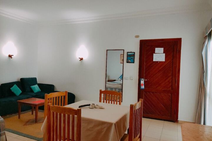 Room 25 of 70