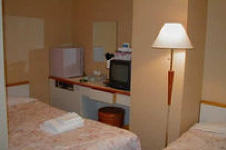 Room 3 of 47