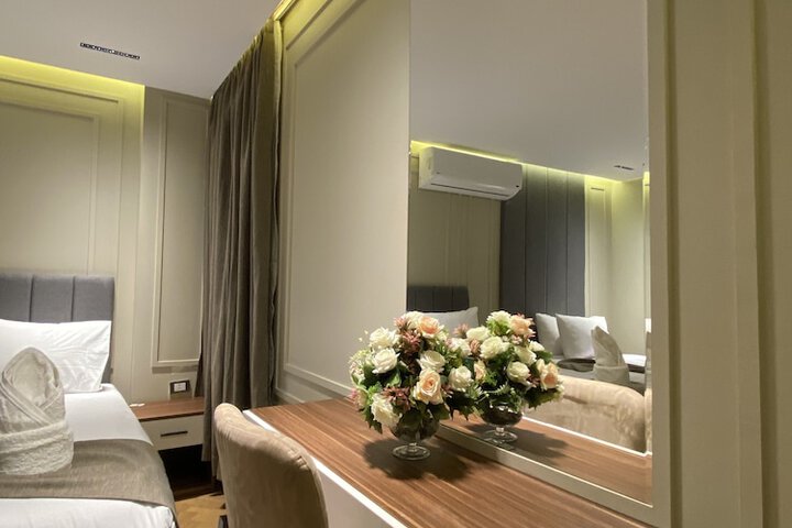 Room 48 of 114