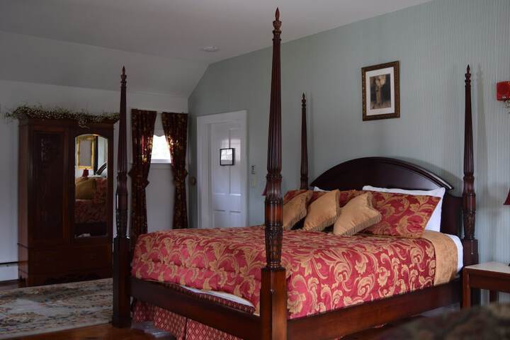 Room 2 of 63