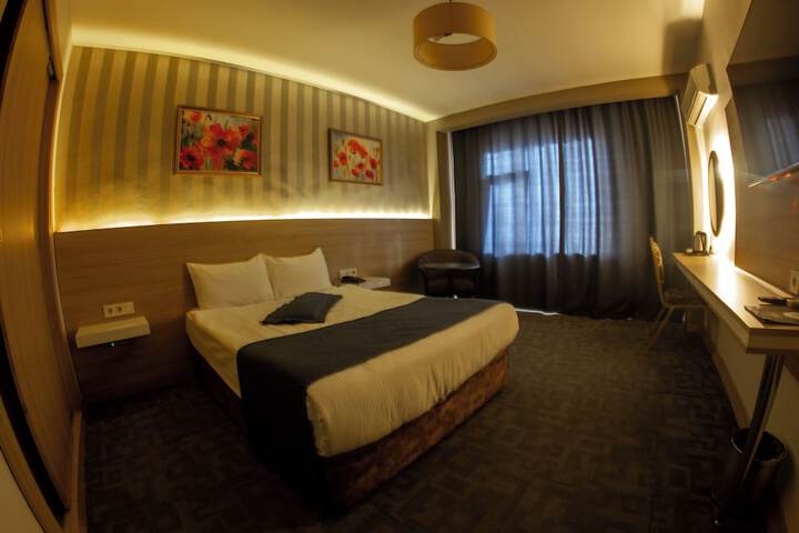 Room 22 of 101