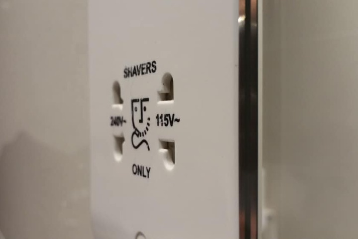 Room 52 of 66