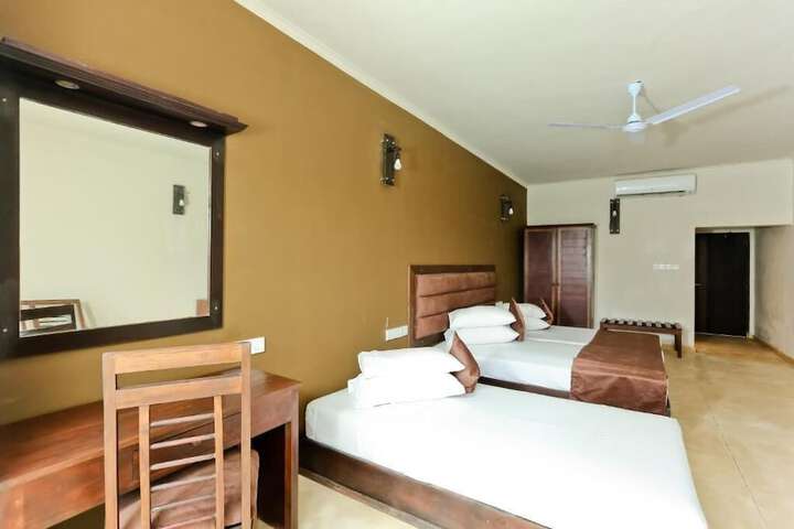 Room 18 of 43