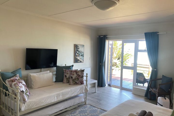 Room 16 of 86