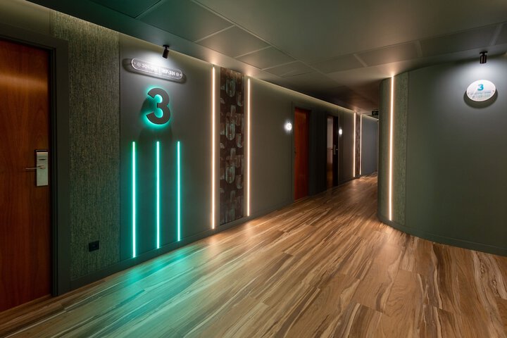 Ballroom/Hall 44 of 59