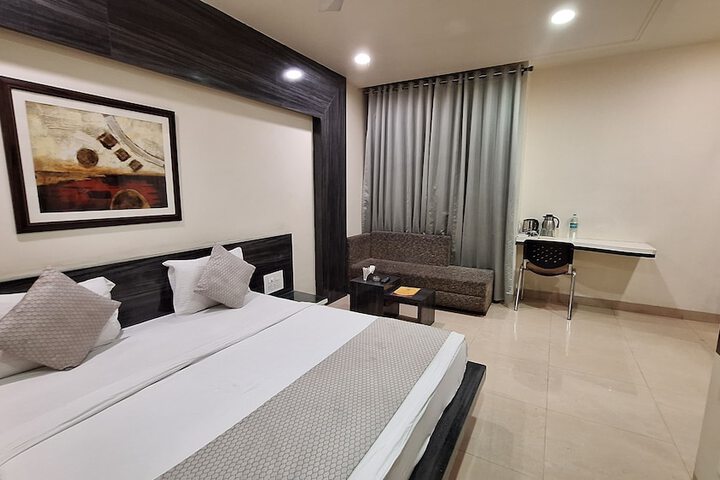 Room 20 of 32