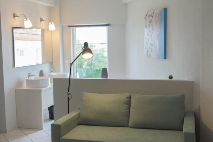 Room 20 of 98