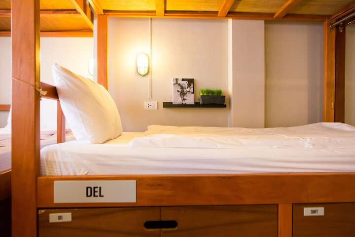Room 8 of 49