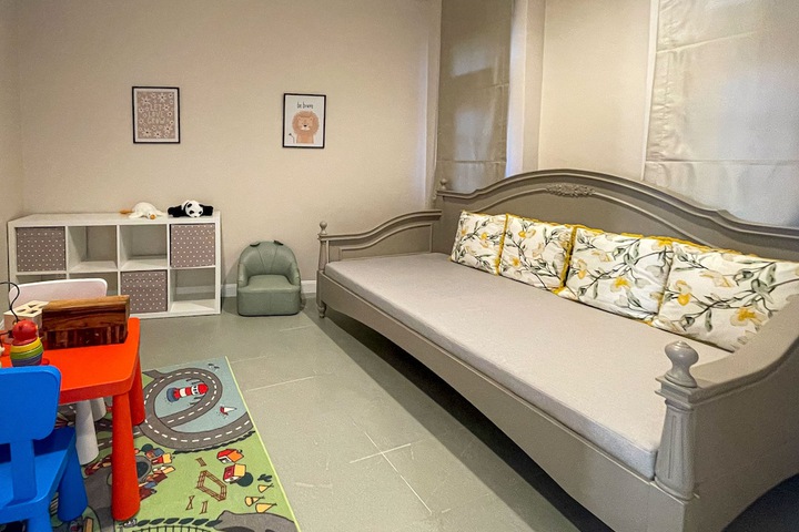 Room 82 of 137