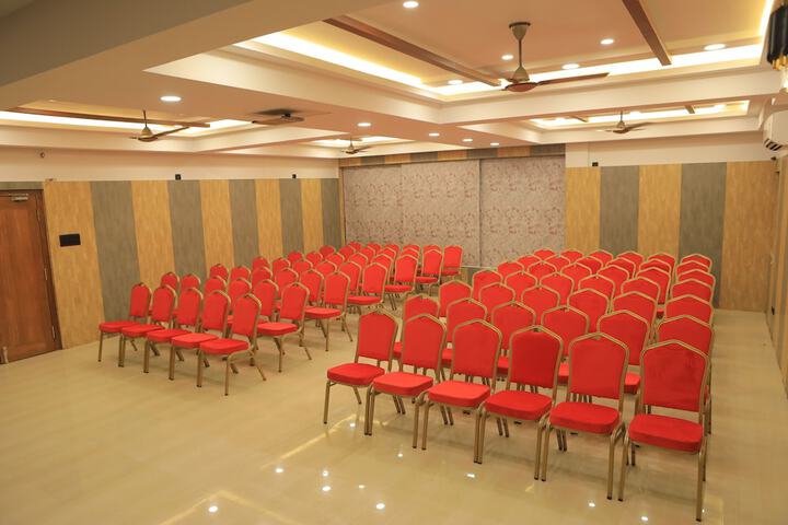 Business Center 107 of 114