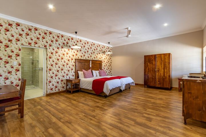 Room 18 of 68