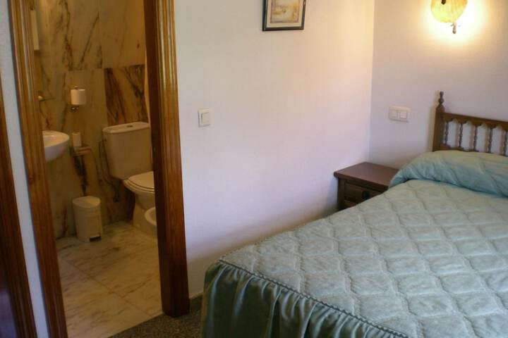 Room 15 of 30