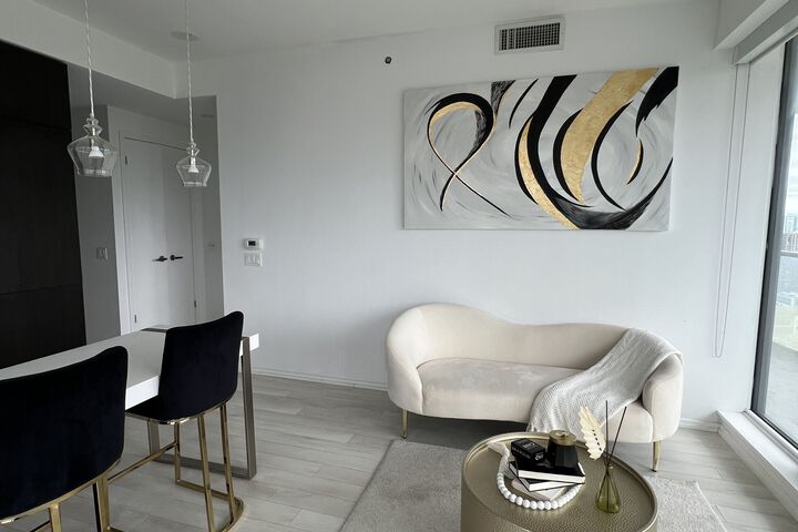Room 19 of 42