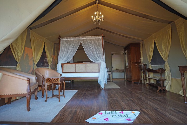 Room 5 of 63