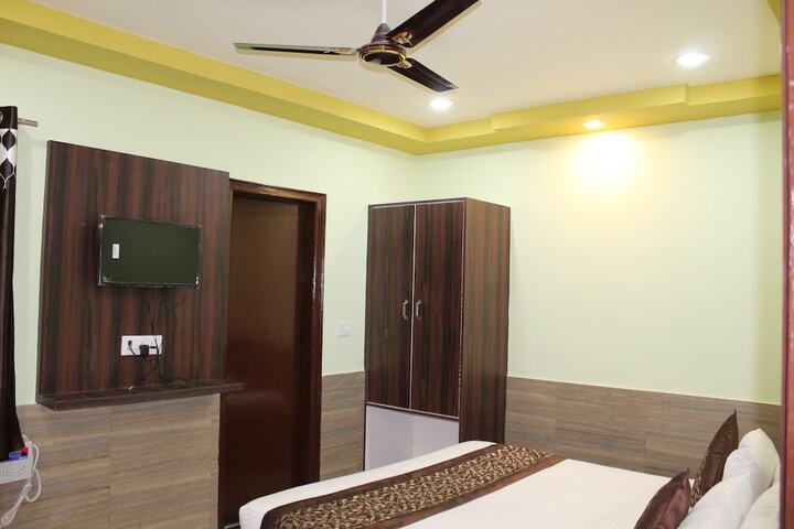Room 5 of 27