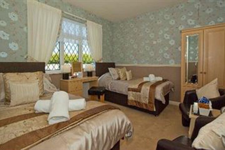 Room 15 of 28