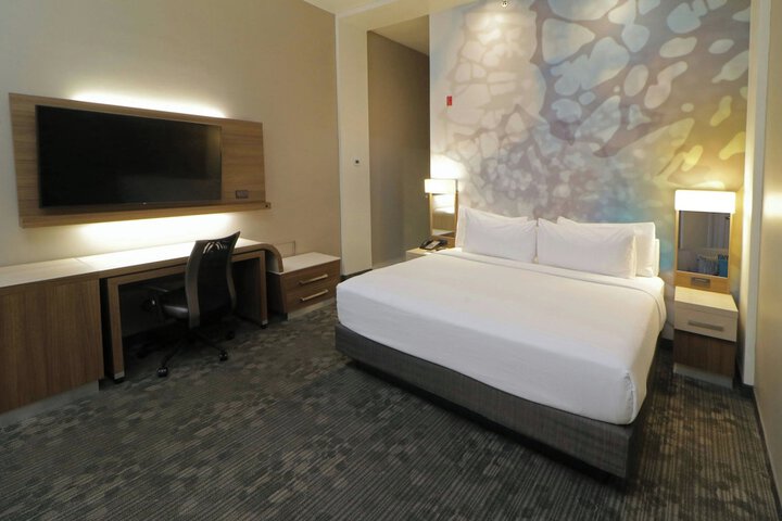 Room 20 of 85