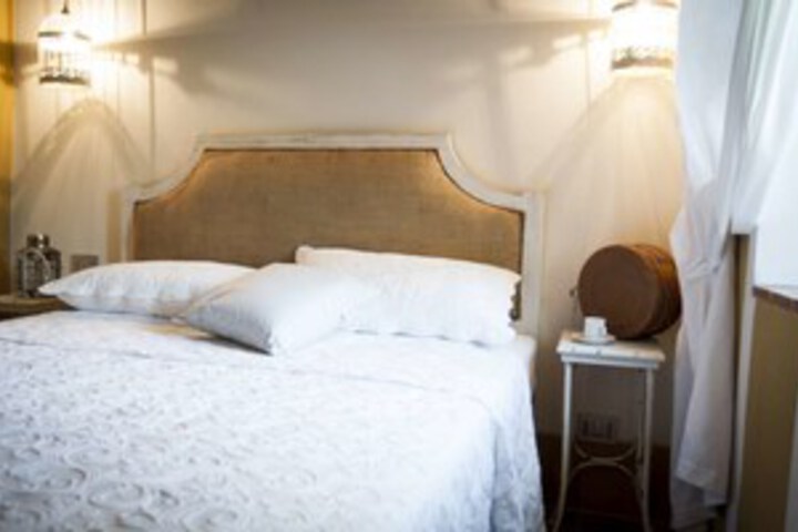 Room 47 of 89