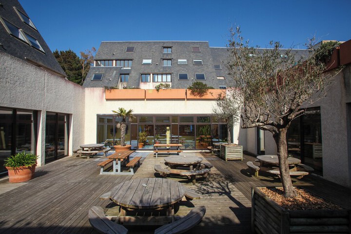 Terrace/Patio 6 of 6