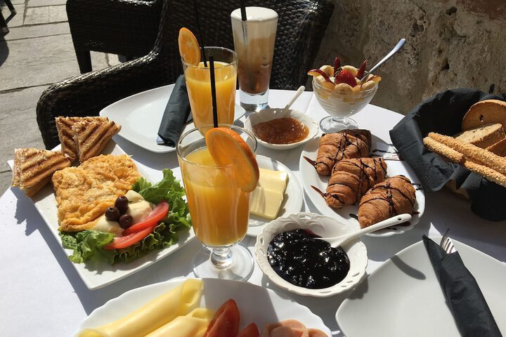 Breakfast/Coffee Service 37 of 74