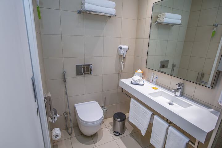 Room 55 of 114