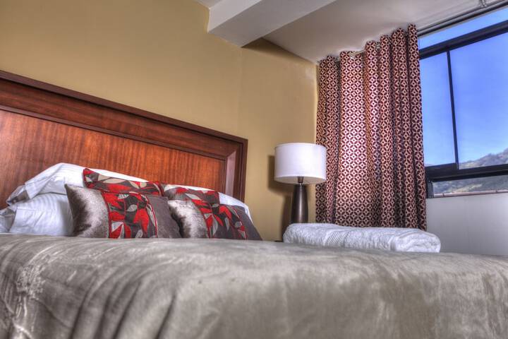 Room 6 of 35