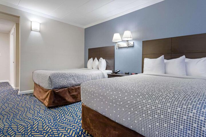 Double Accessible King Size Bed (7 of 13)