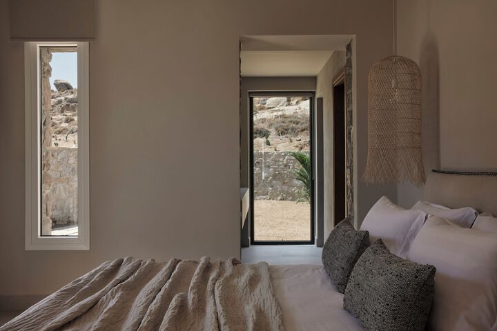 Room 8 of 91