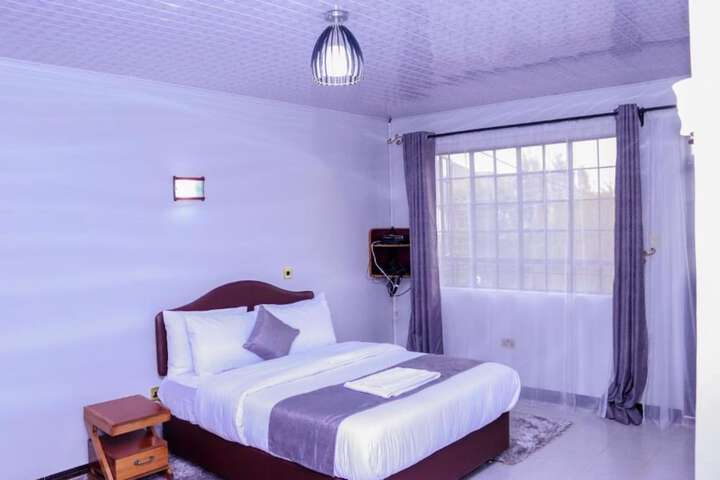 Room 8 of 46