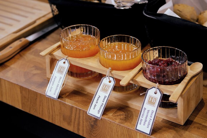 Breakfast/Coffee Service 43 of 53