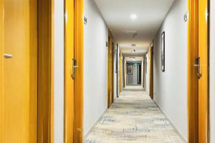 General 7 of 23