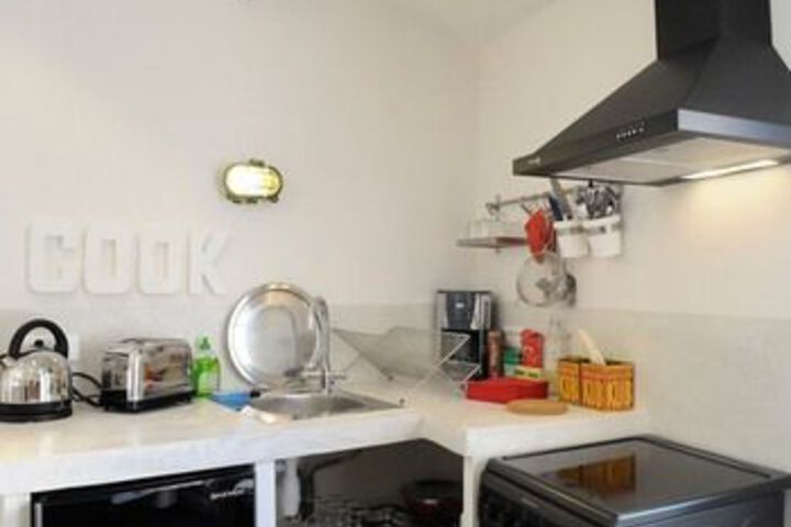 Room 18 of 24
