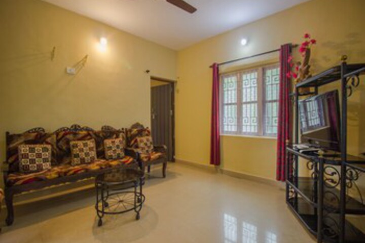 Room 9 of 24