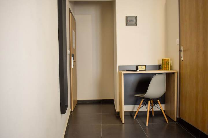 Room 5 of 61