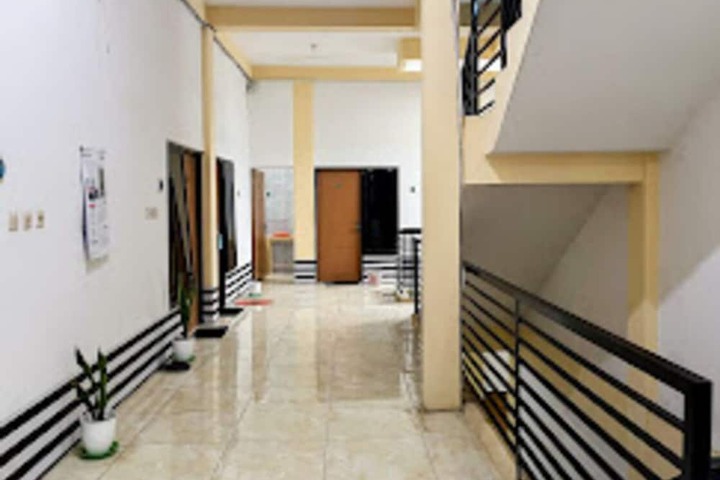 Hotel 5 of 7