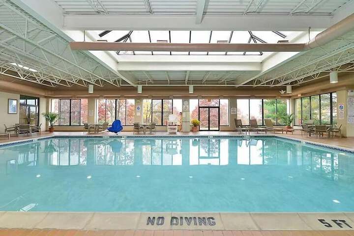 Pool 33 of 42