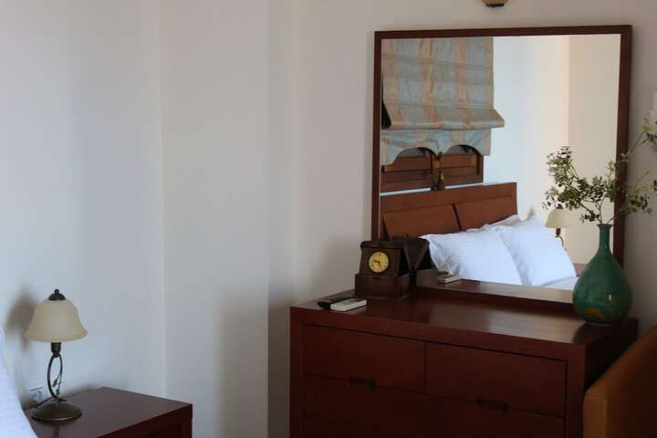 Room 14 of 99
