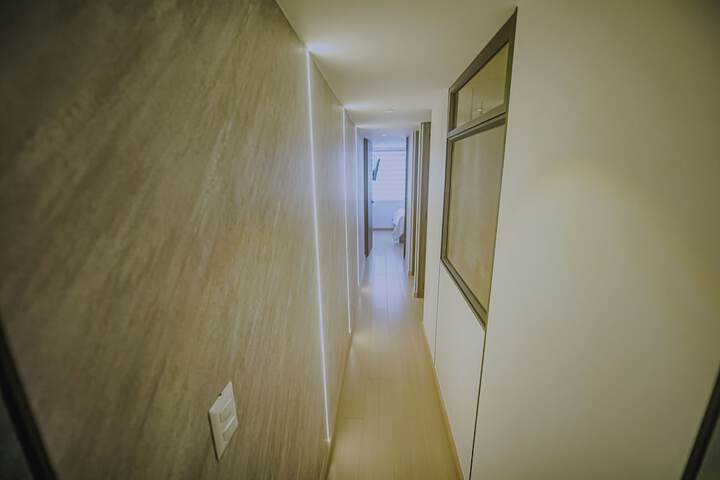 Room 27 of 95